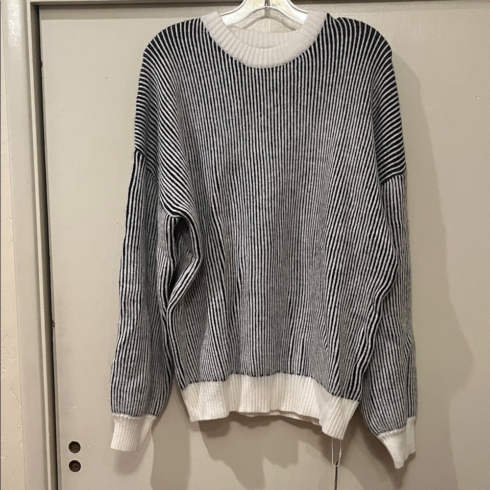 HALARA NWT Black and White Striped Sweater